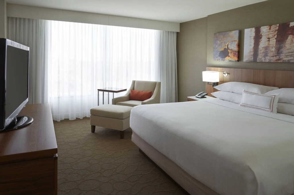 Delta Hotels by Marriott Toronto Airport & Conference Centre - 2