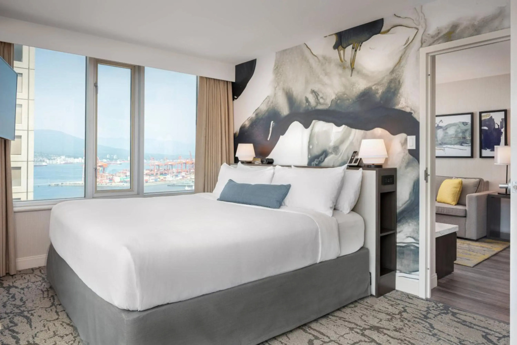 Delta Hotels by Marriott Vancouver Downtown Suites - 5