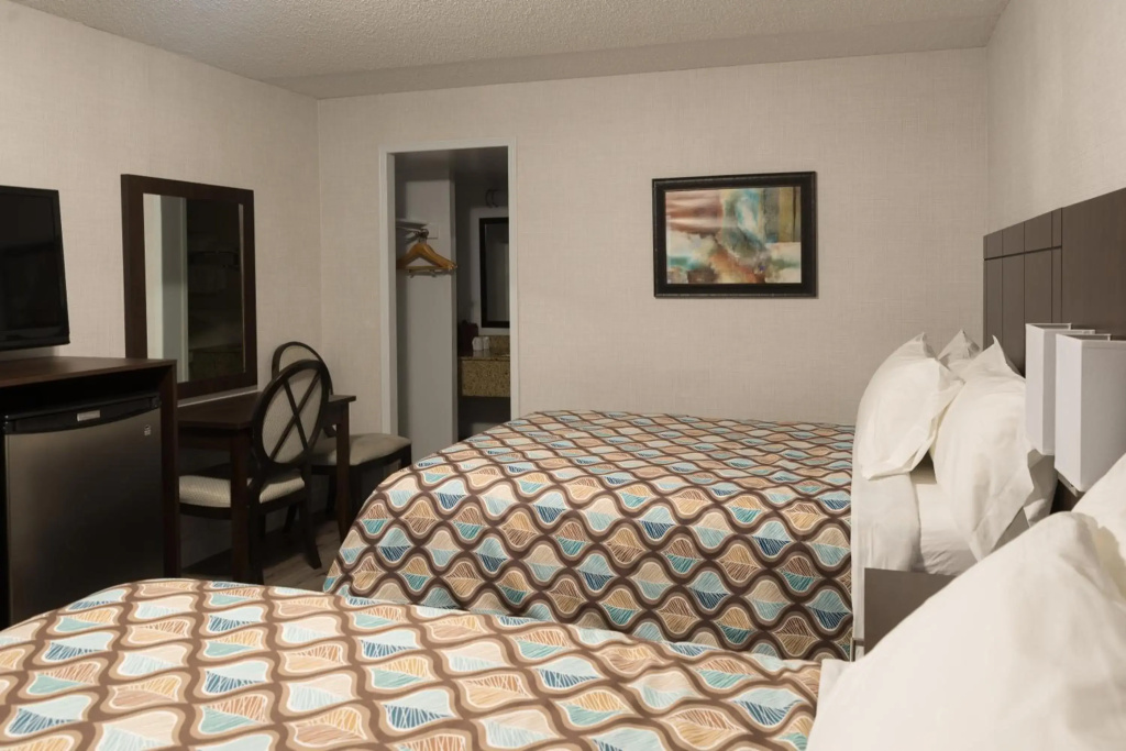 Deluxe Inn - 5