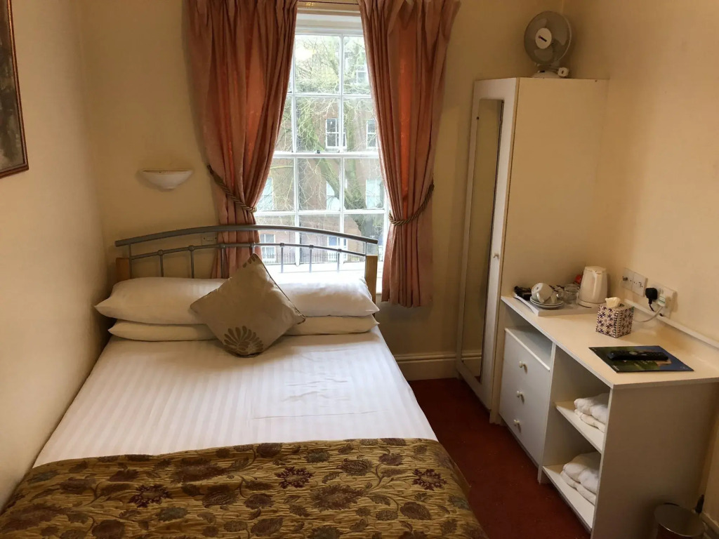 Diamonds Inn Ltd - 2