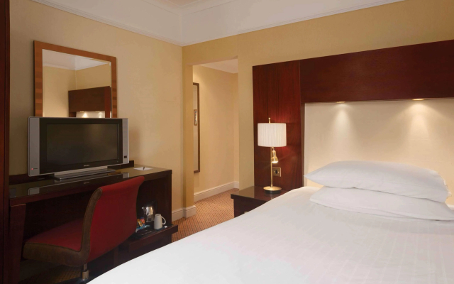 DoubleTree by Hilton Brighton Metropole - 4