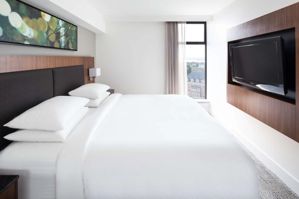 DoubleTree by Hilton Hotel & Suites Victoria - 3