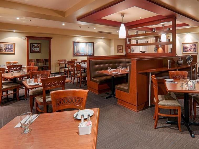 DoubleTree by Hilton Montreal Airport - 5