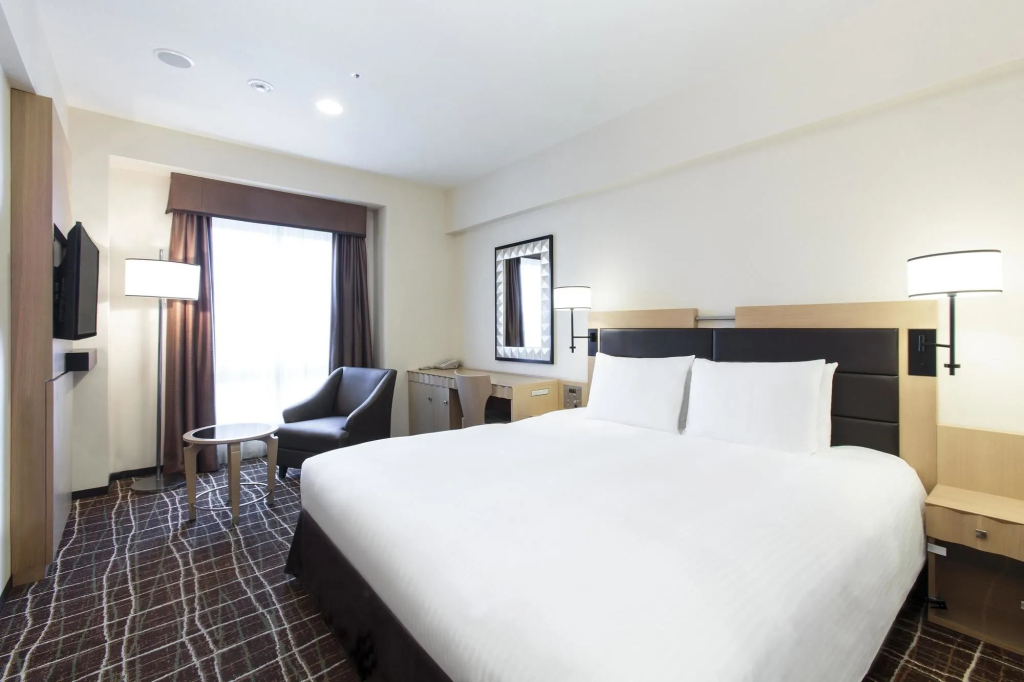 DoubleTree by Hilton Naha - 4