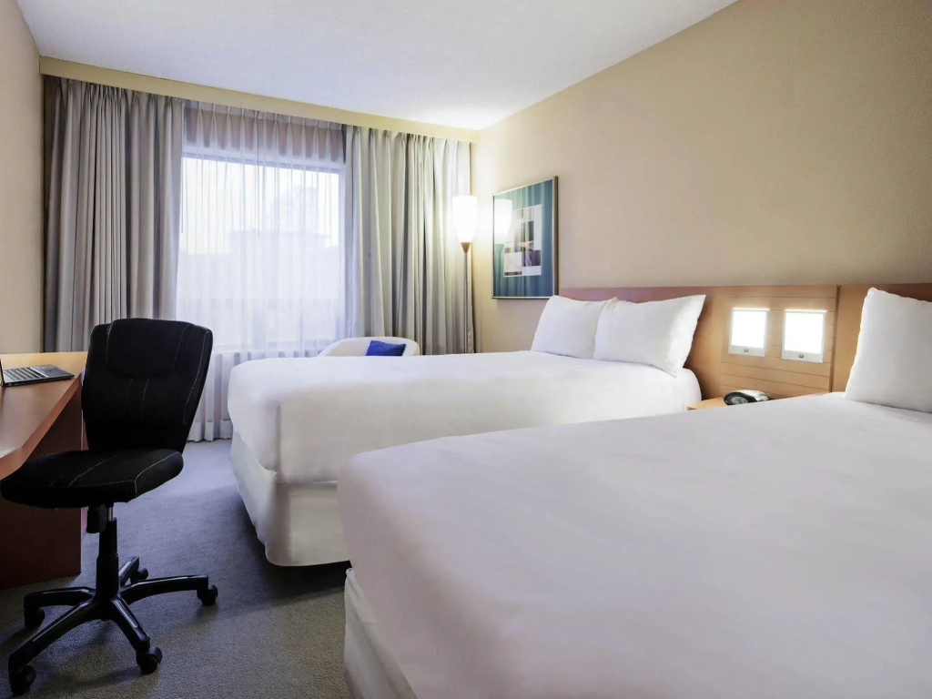 DoubleTree by Hilton Ottawa Downtown - 3