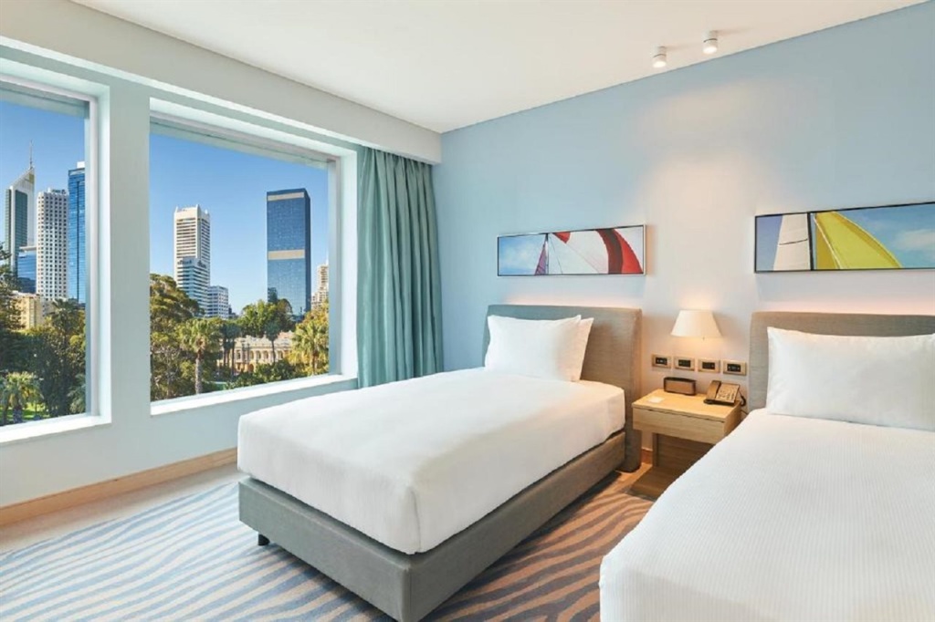 DoubleTree by Hilton Perth Waterfront - 4