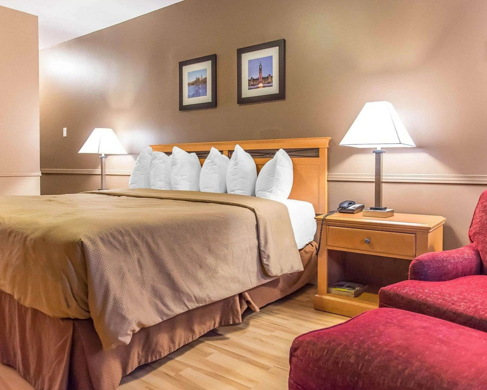 Econo Lodge Downtown Ottawa - 5