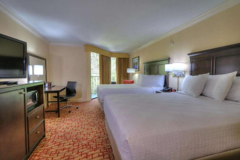 Edgewater Hotel - Gatlinburg - 2