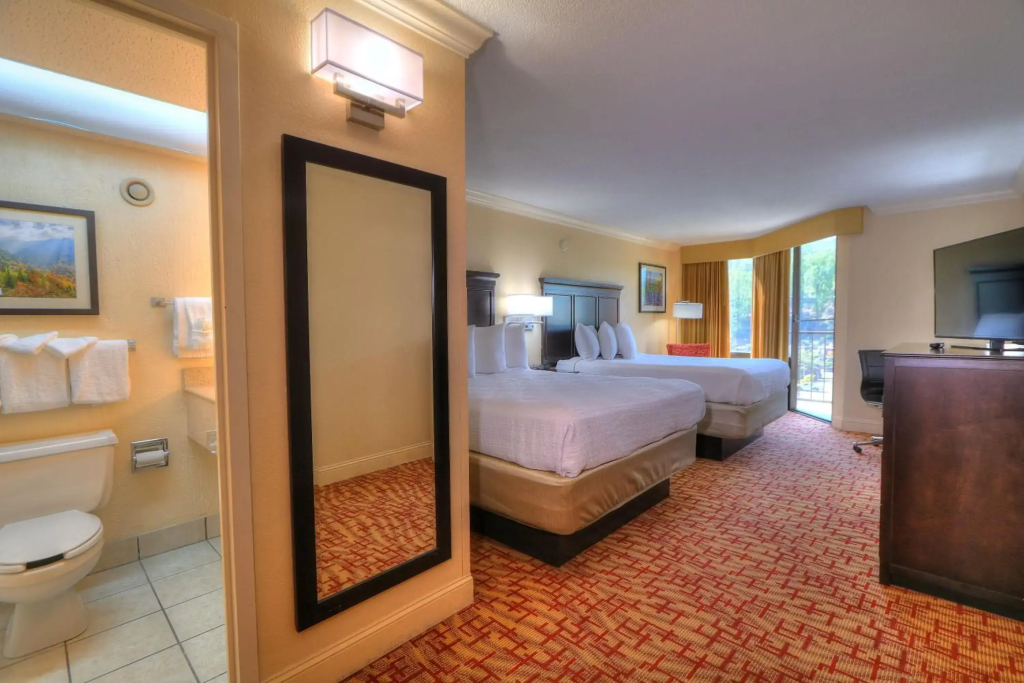 Edgewater Hotel - Gatlinburg - 5