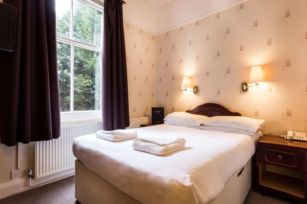 Elmbank York, Tapestry Collection by Hilton - 5