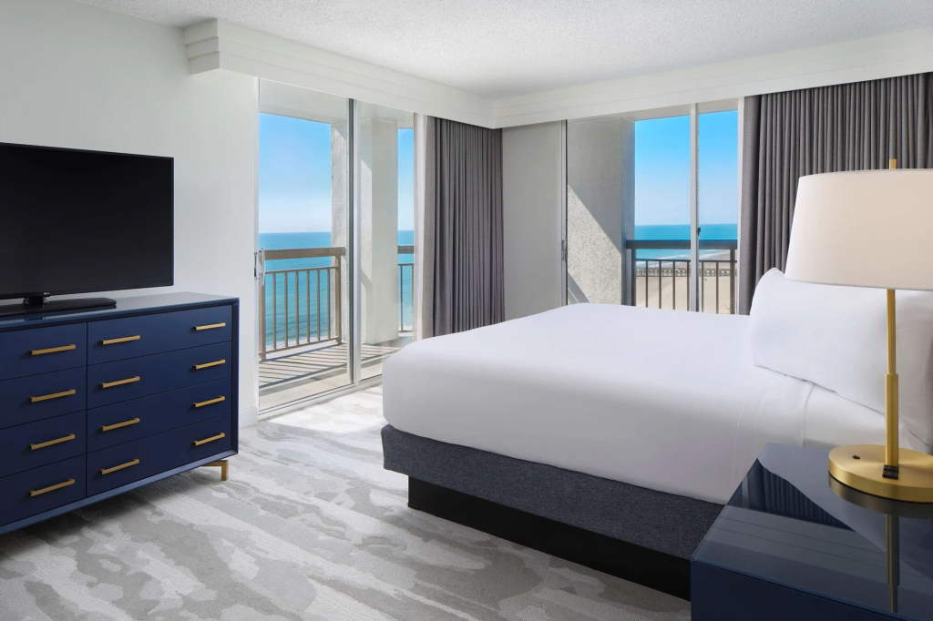 Embassy Suites by Hilton Myrtle Beach Oceanfront Resort - 5