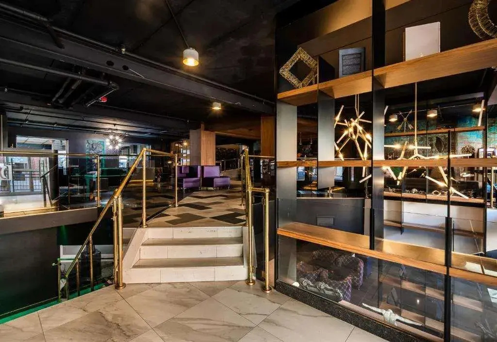 Empire Suites - 2