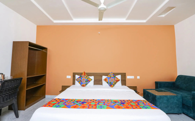 Fabhotel Golden Hitech - 5