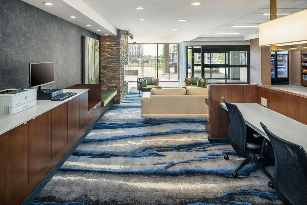 Fairfield Inn & Suites by Marriott Edmonton North - 3