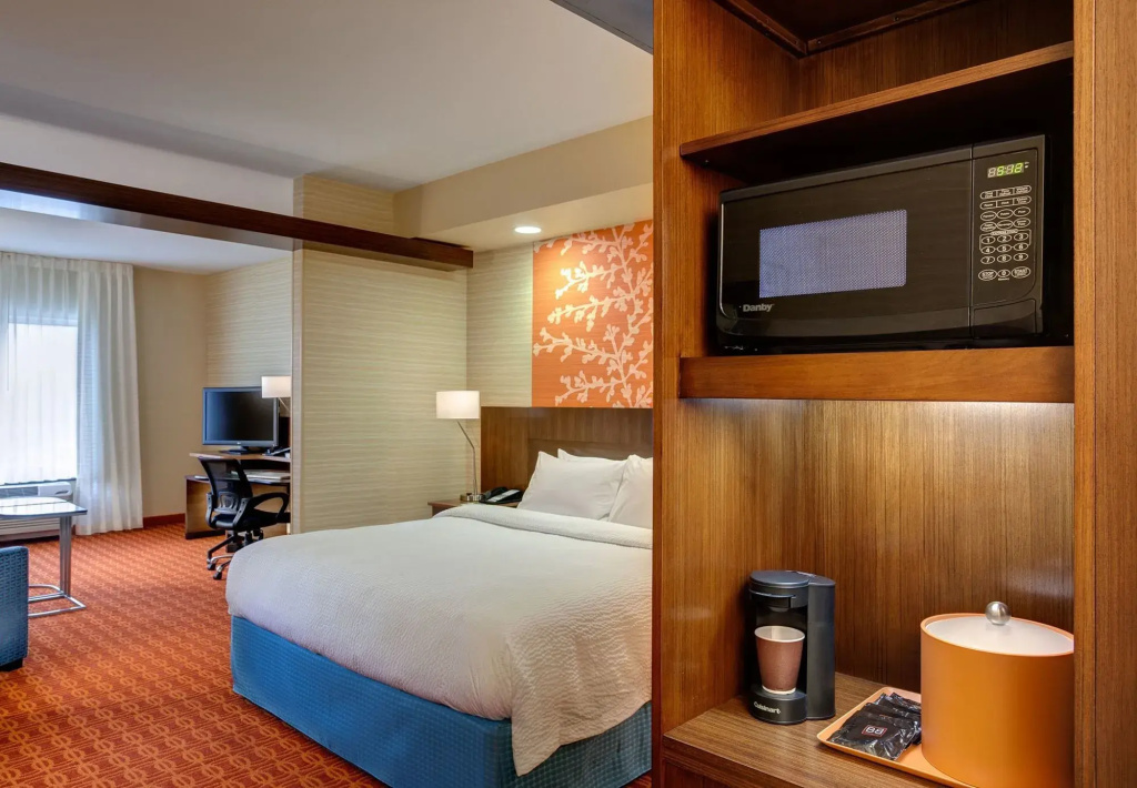 Fairfield Inn & Suites by Marriott Edmonton North - 5