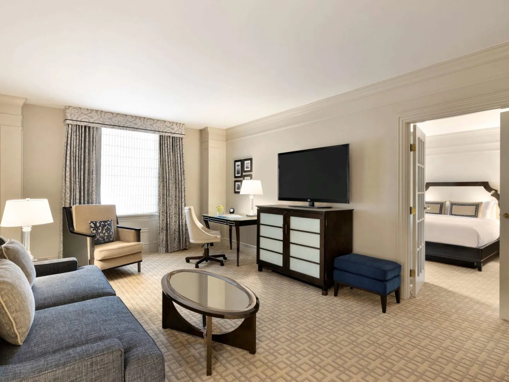 Fairmont Hotel Vancouver - 4