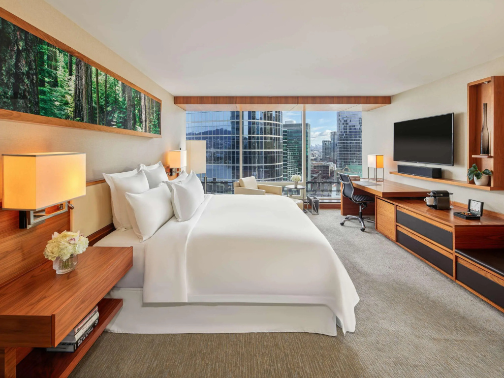 Fairmont Pacific Rim - 3