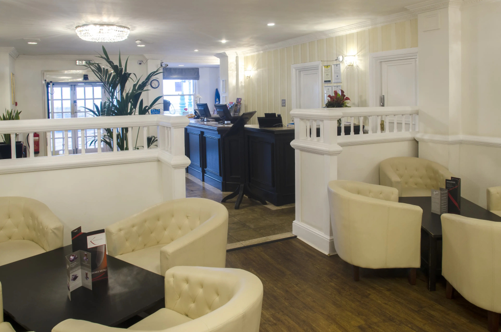 Four Points Flex by Sheraton Brighton - 2