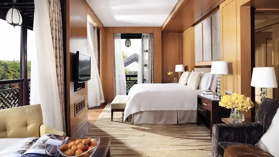Four Seasons Hotel Hangzhou at West Lake - 3