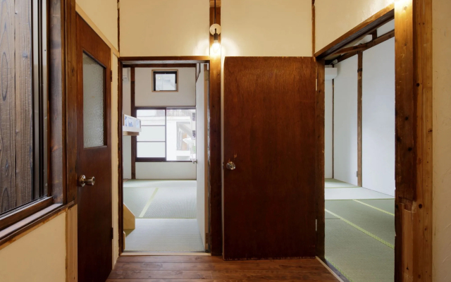 Fukuoka Guesthouse HIVE - Hostel - 4