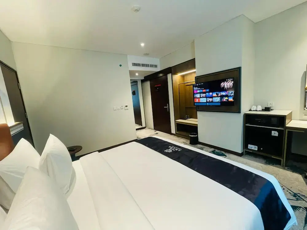 GRAND ANARA AIRPORT HOTEL - 4