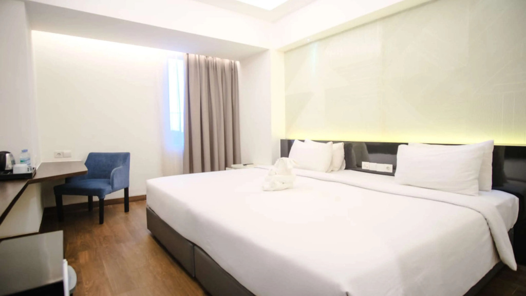 Golden Tulip Essential Makassar - 5