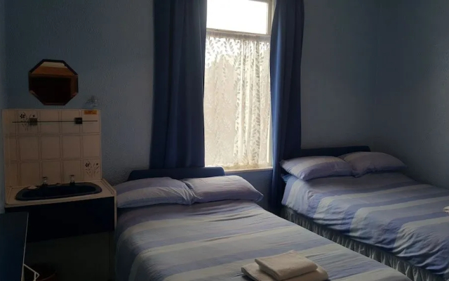 Gracelands Guest House - 2