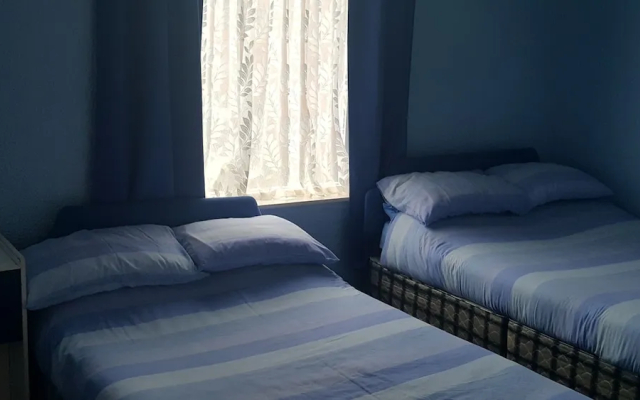 Gracelands Guest House - 4