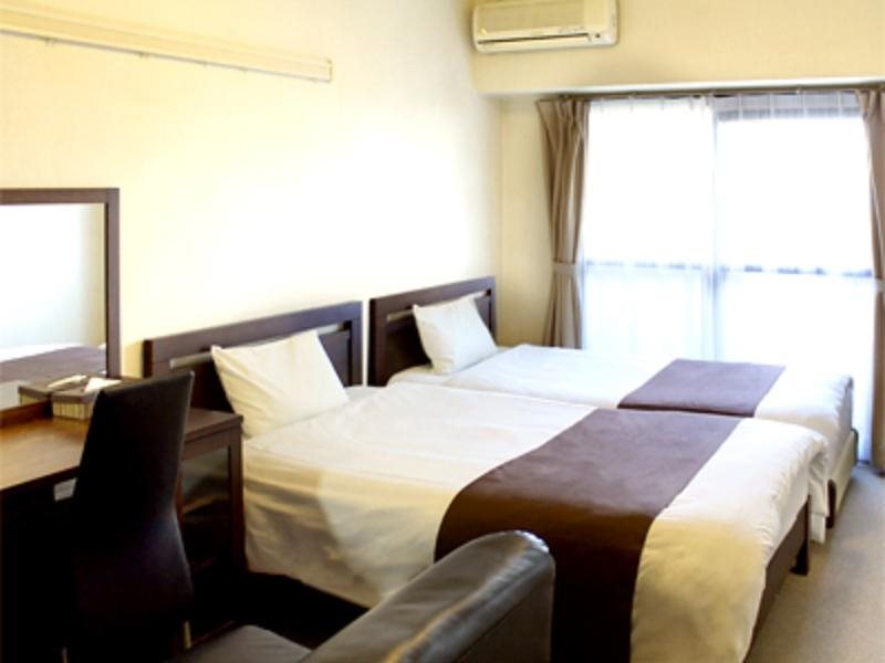 HOTEL LiVEMAX Nagoya - 2