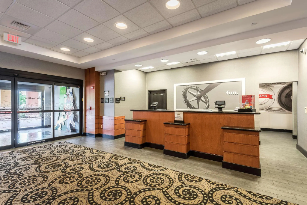 Hampton Inn & Suites Orlando-South Lake Buena Vista - 2