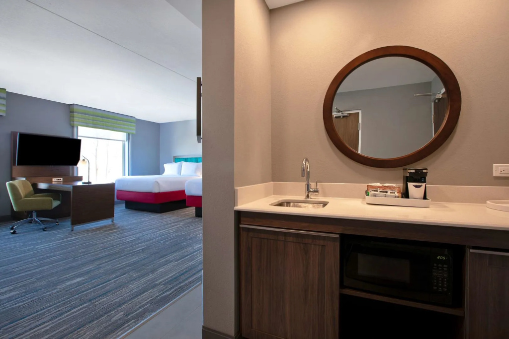 Hampton Inn & Suites Ottawa West - 3