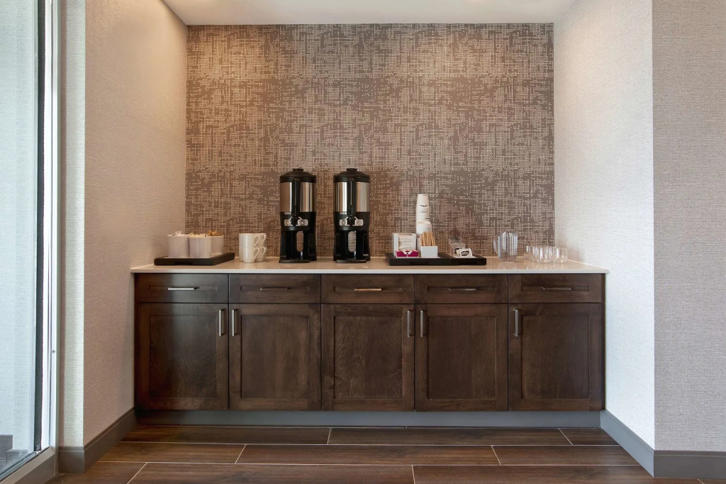 Hampton Inn & Suites Ottawa West - 5
