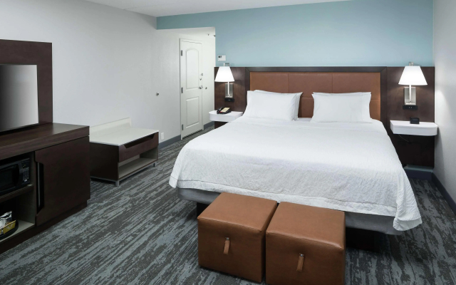 Hampton Inn & Suites Panama City Beach-Pier Park Area - 4
