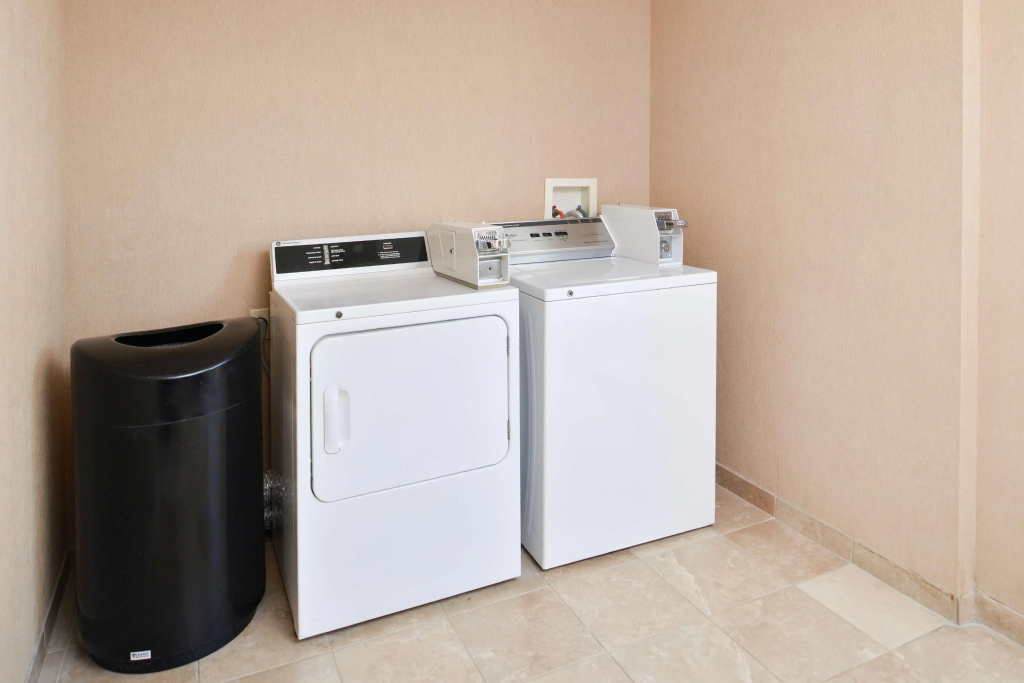 Hampton Inn Daytona/Ormond Beach - 3