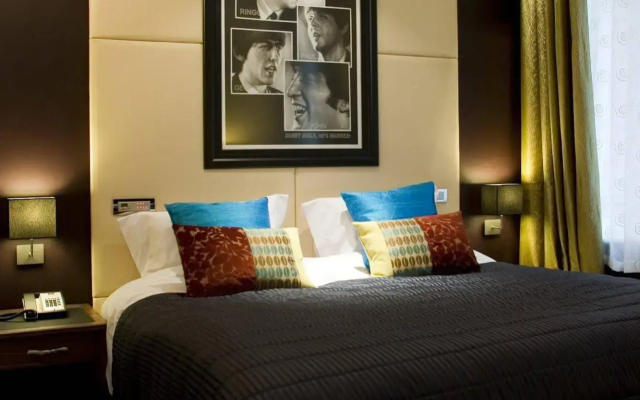 Hard Days Night Hotel - 5
