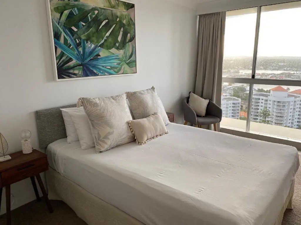 Hi Surf Beachfront Resort Apartments - 2