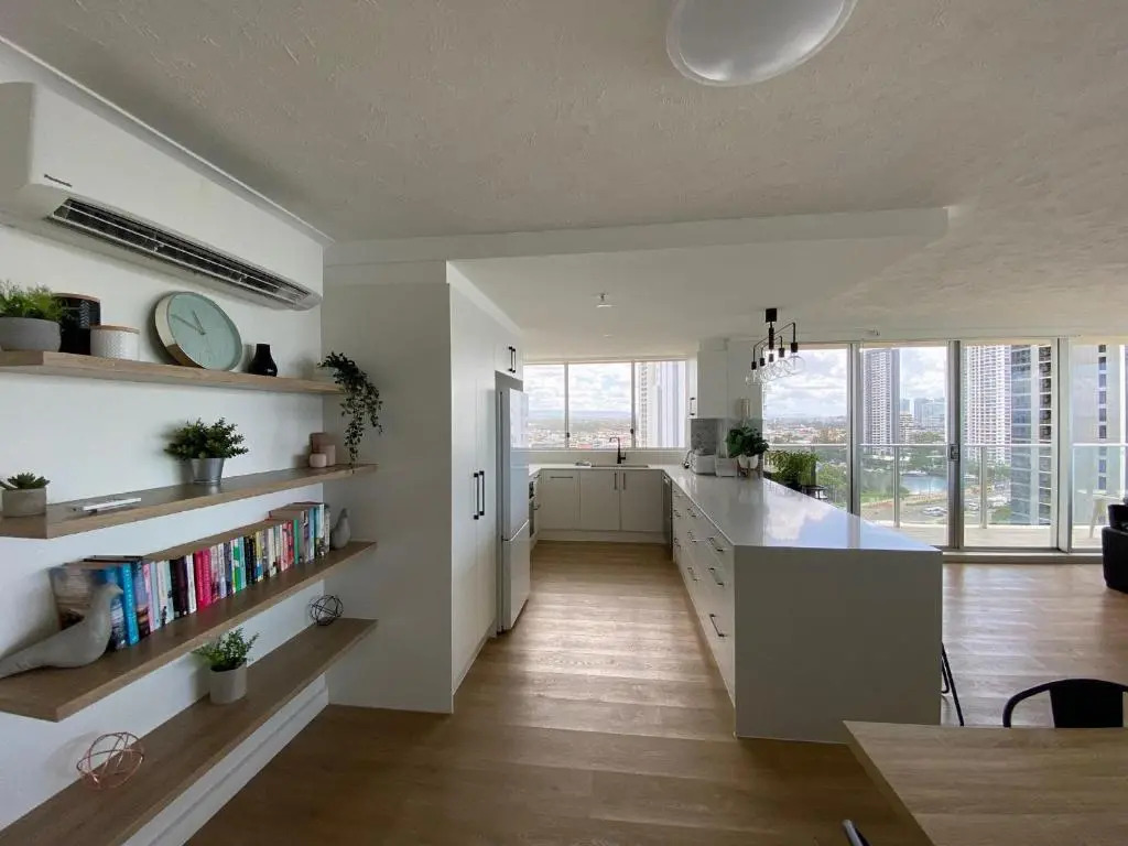 Hi Surf Beachfront Resort Apartments - 3