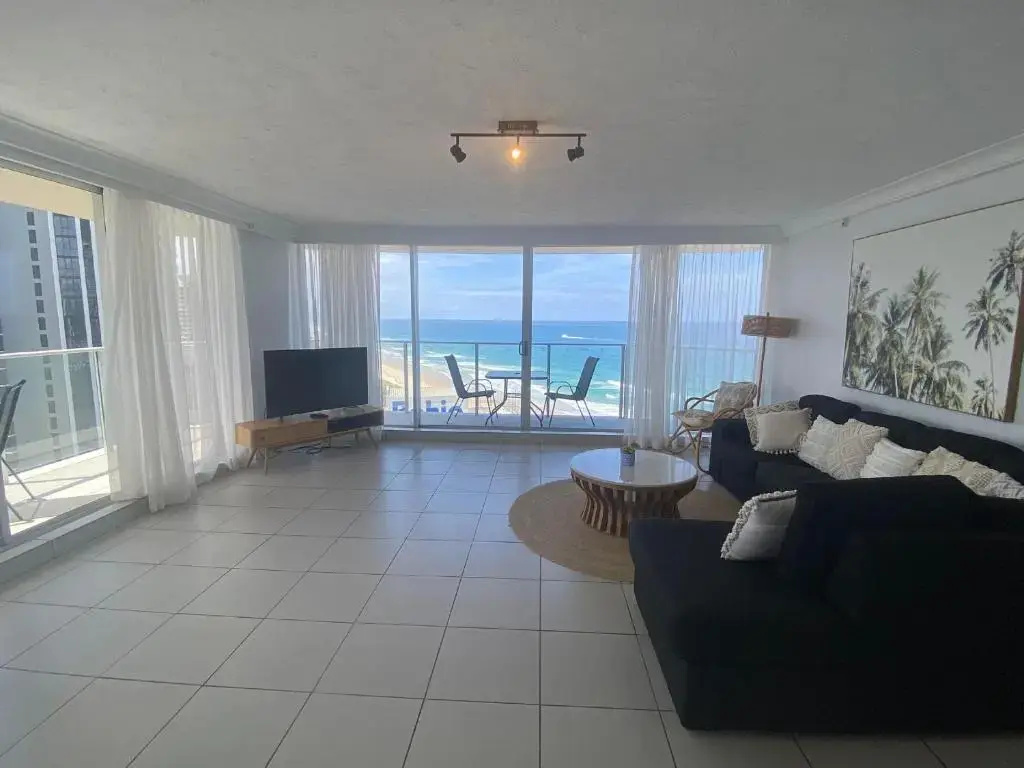 Hi Surf Beachfront Resort Apartments - 5