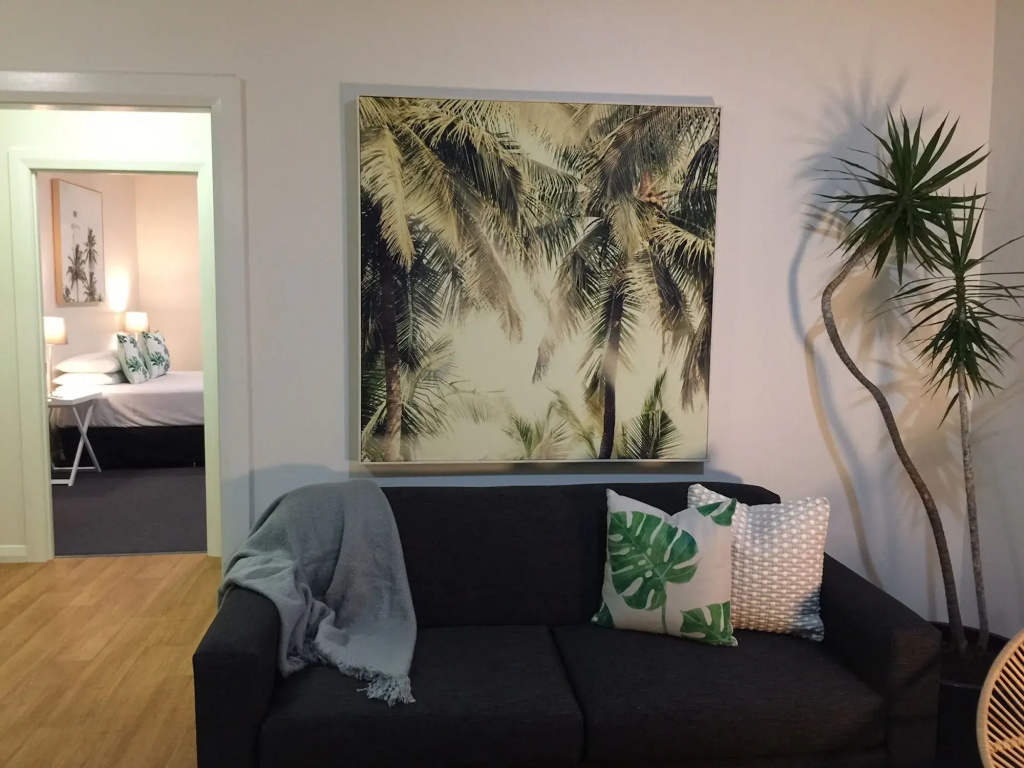 Hibiscus Motel - 2