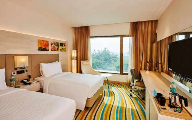 Hilton Garden Inn Lucknow - 4