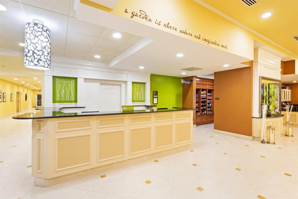 Hilton Garden Inn Myrtle Beach/Coastal Grand Mall - 2