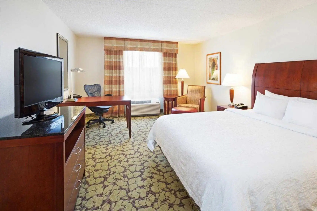Hilton Garden Inn Myrtle Beach/Coastal Grand Mall - 5
