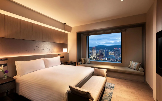 Hilton Hiroshima - 3