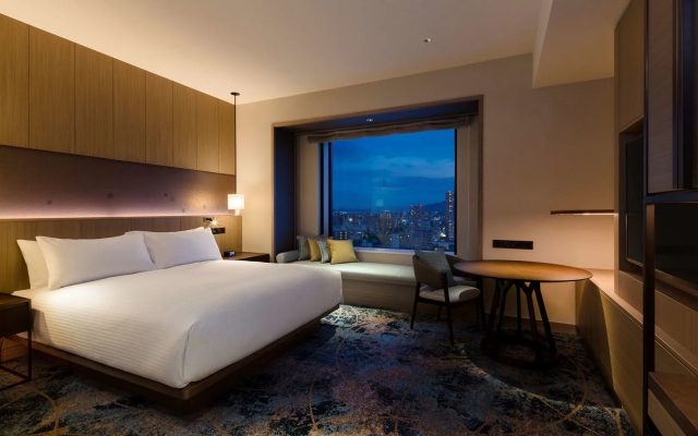 Hilton Hiroshima - 4