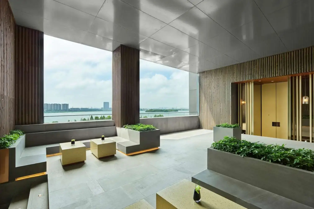 Hilton Suzhou Yinshan Lake - 3