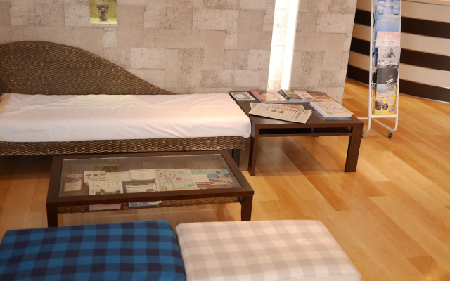 Hiroshima Peace Hotel - Hostel - 2
