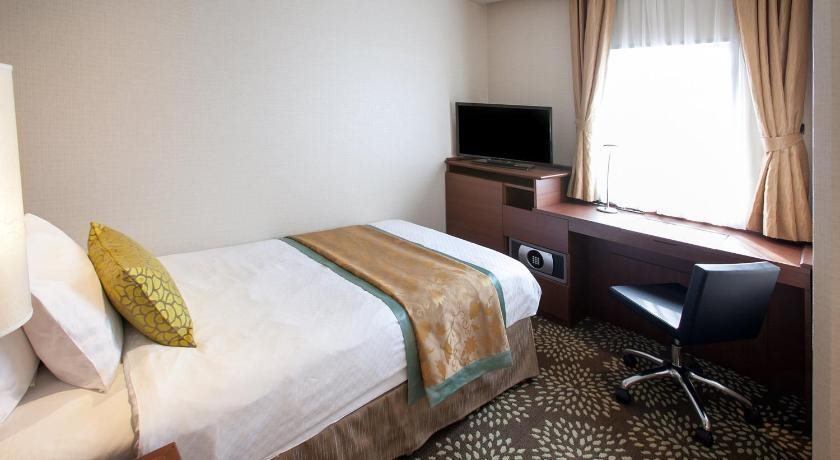 Holiday Inn ANA Kanazawa Sky by IHG - 2