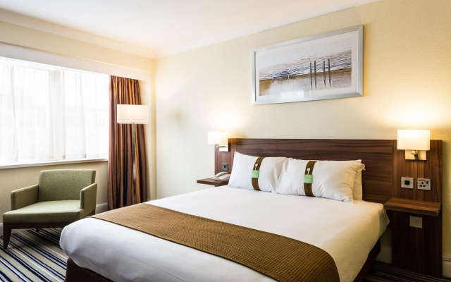 Holiday Inn Brighton Seafront by IHG - 3