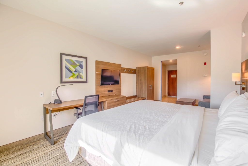 Holiday Inn Express & Suites Gulf Shores by IHG - 3