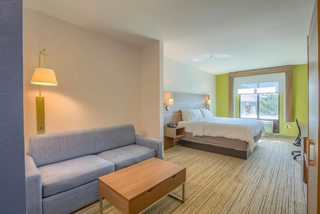 Holiday Inn Express & Suites Gulf Shores by IHG - 5
